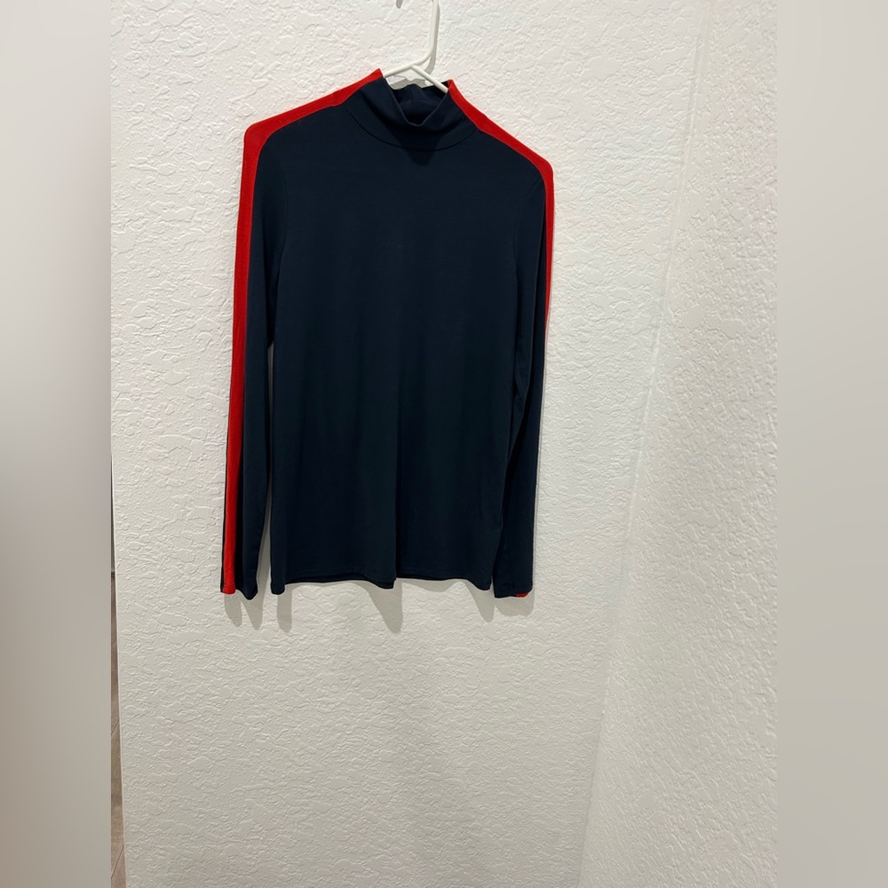 💥PRICE⬇️ 
BANANA REPUBLIC • Blue and Red Long Sleeve Shirt • Size S